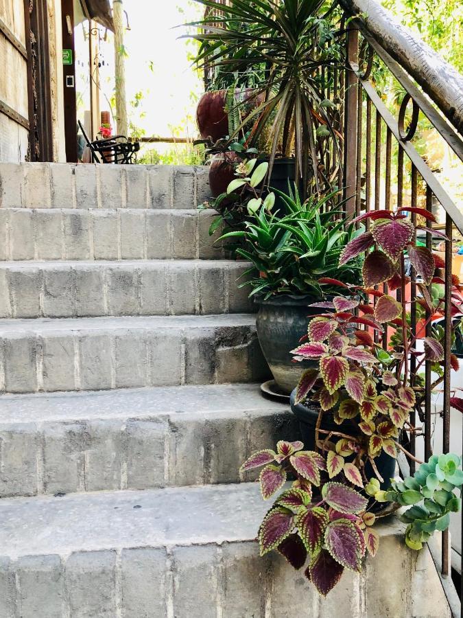 Trieste Neve Tzedek Boutique Suites Tel Awiw Zewnętrze zdjęcie