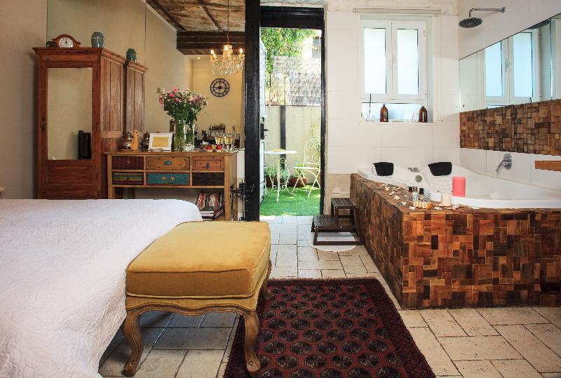 Trieste Neve Tzedek Boutique Suites Tel Awiw Zewnętrze zdjęcie